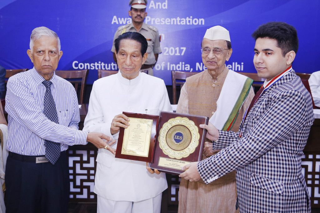 Udyog Rattan Award Hon’ble Dr. S.C. Jamir Governor of Odisha Sh. Bhishma Narain Singh Tamil Nadu Assam
